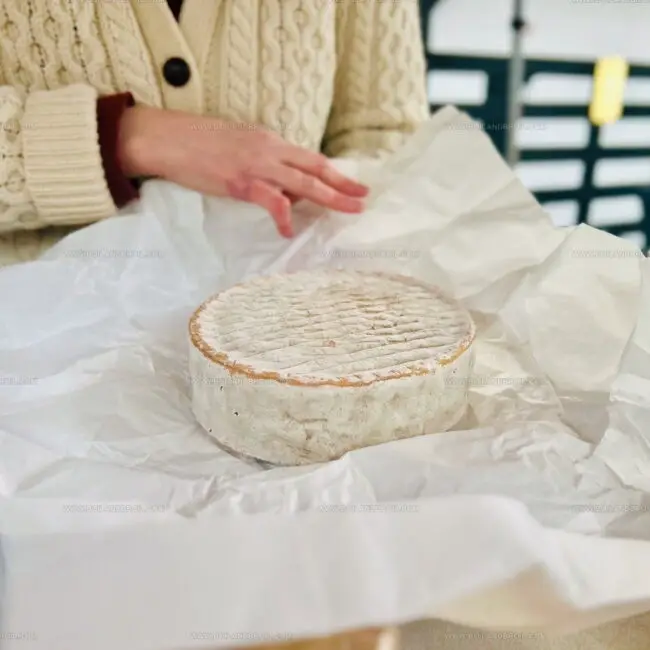 What's the Difference Between a Fresh and a Ripened English Soft Cheese?