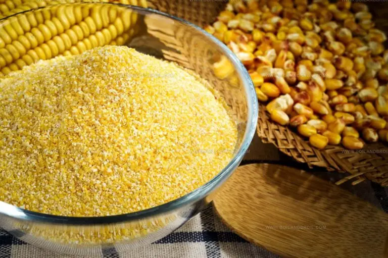 3 Cornmeal Replacements That Work on Pizza Crust