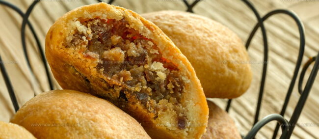 Yunnan Ham Mooncake (Yuntui Yuebing)