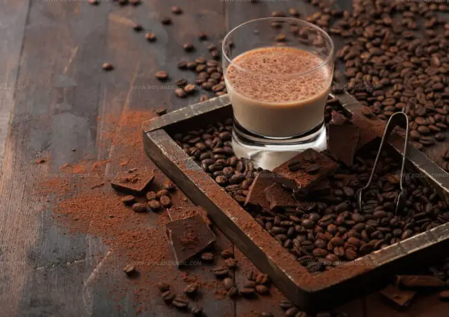 Which Coffee Cocktails Are Ideal for Dessert Pairings?