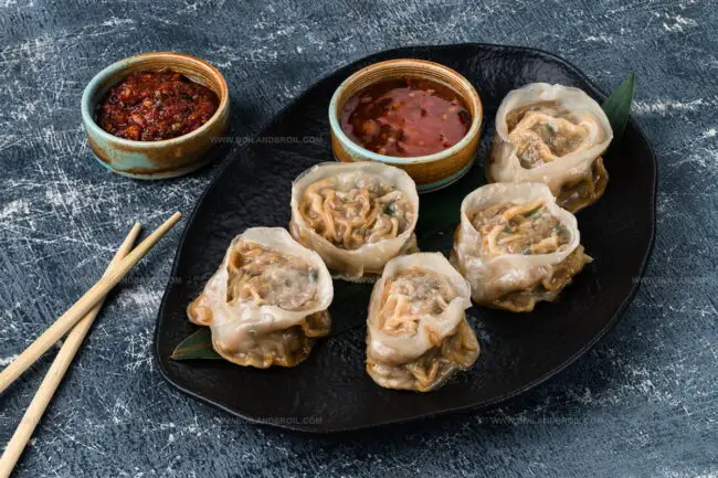 What Sauces Are Usually Served with Chinese Appetizers?